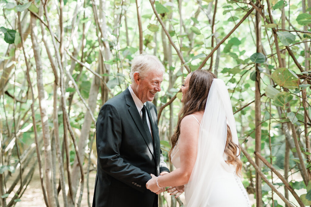 FirstLooks+Vows 24