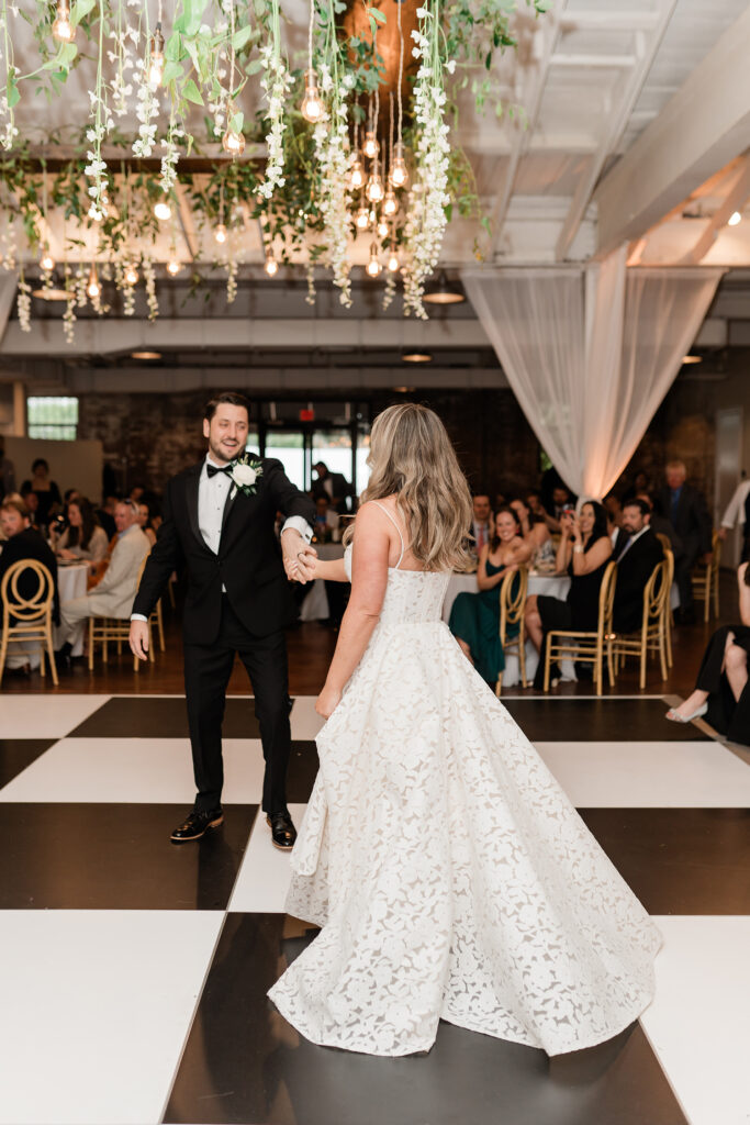 Bakery 105 Wedding Photos | The Joyner Company Photography and Videography Wilmington North Carolina